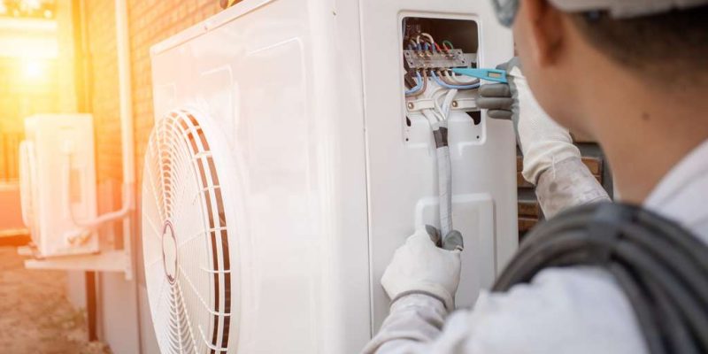 Qui met en service ma pompe à chaleur ? 
